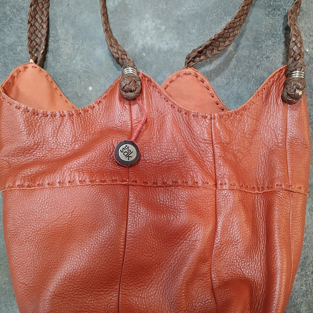Elegant Leather Tote Bag - Rust